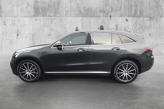 Mercedes-Benz EQC400 8 of 30