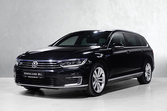 Volkswagen Passat 7 of 30