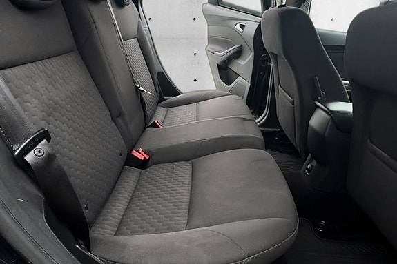 Ford Focus 11 of 15