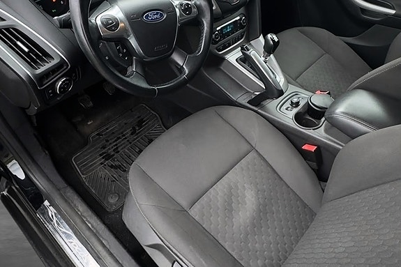 Ford Focus 8 of 15