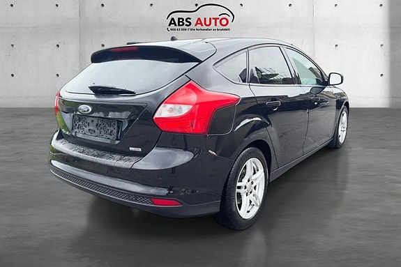Ford Focus 5 of 15