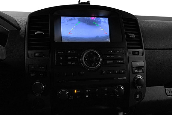 Nissan Pathfinder 9 of 15