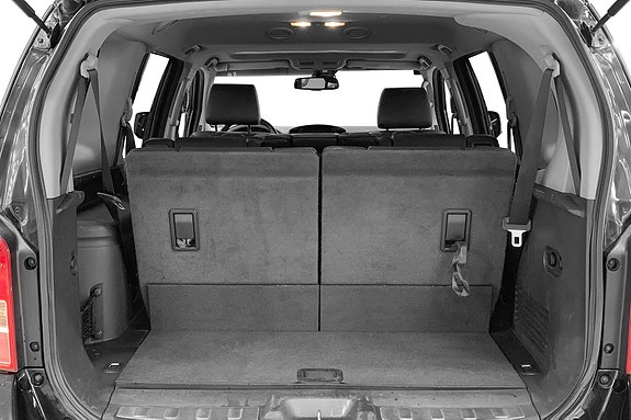 Nissan Pathfinder 14 of 15