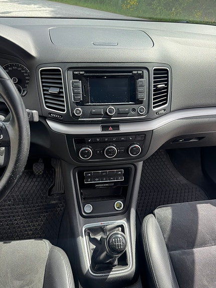 Volkswagen Sharan 18 of 30