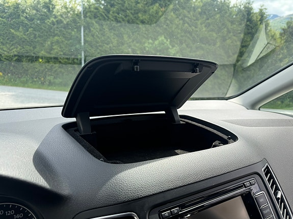 Volkswagen Sharan 23 of 30