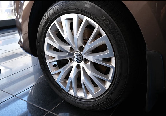 Volkswagen Sharan 4 of 30