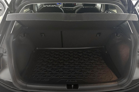 Volkswagen Polo 19 of 23