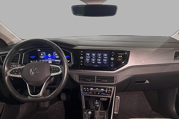 Volkswagen Polo 10 of 23
