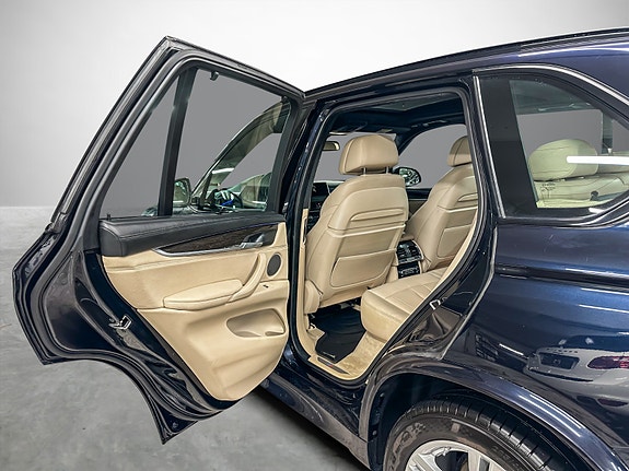 BMW X5 24 of 30