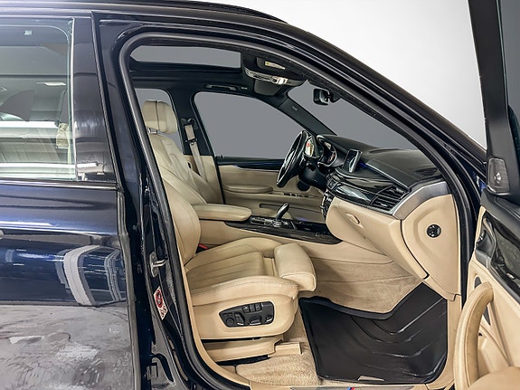 BMW X5 22 of 30