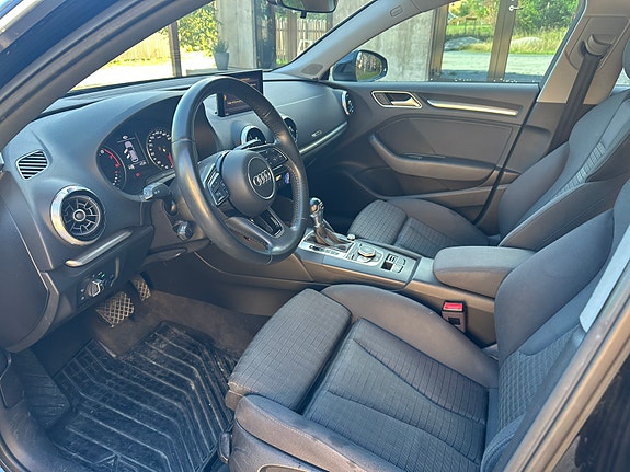 Audi A3 10 of 12
