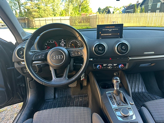 Audi A3 9 of 12