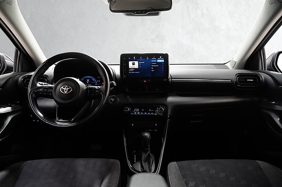 Toyota Yaris 18 of 27