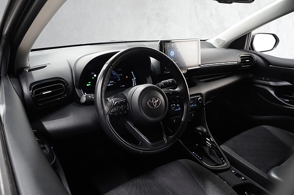 Toyota Yaris 15 of 27
