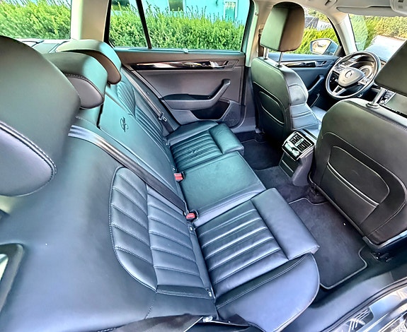 Skoda Superb 28 of 30