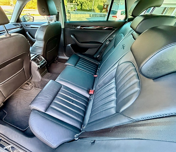 Skoda Superb 27 of 30