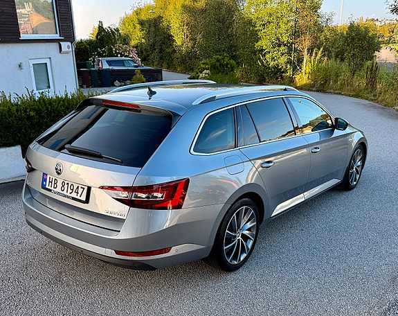 Skoda Superb 19 of 30