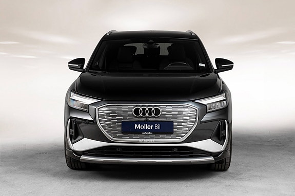 Audi Q4 e-tron 4 of 30
