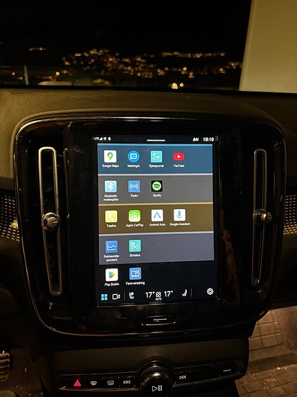 Volvo XC40 9 of 10