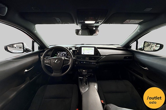 Lexus UX250h 24 of 24