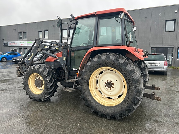 New Holland L95 m. laster ny clutch 6 of 28