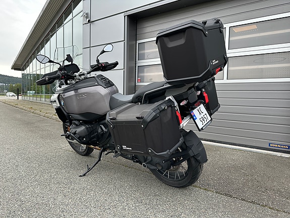 BMW R 1300 GS Adventure 5 of 6