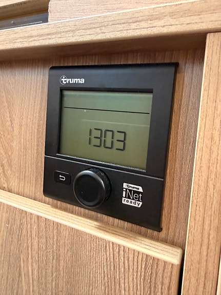 Laika Kosmo Compact 9 2,2 140 hk 9G Aut *SOLCELLE/THRUMACOMBI/SYKKELSTATIV* 30 of 30