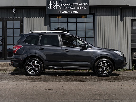 Subaru Forester 5 of 30