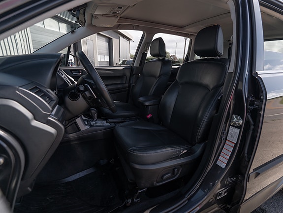 Subaru Forester 19 of 30