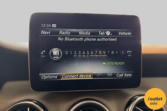 Mercedes-Benz GLA180 15 of 26