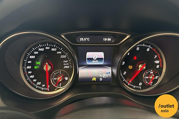 Mercedes-Benz GLA180 23 of 26