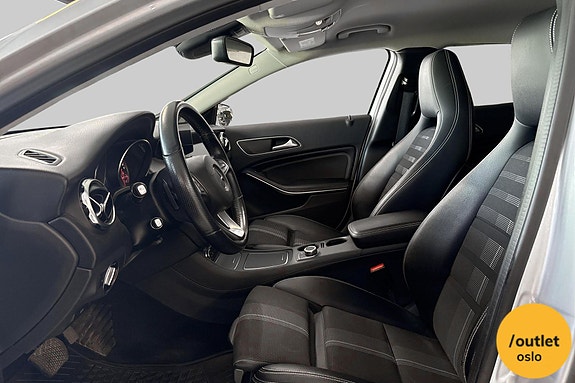 Mercedes-Benz GLA180 12 of 26