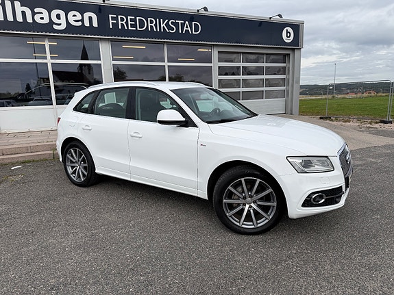 Audi Q5 2 of 16