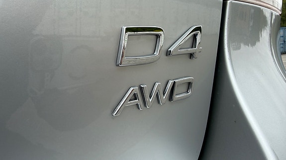 Volvo V70 7 of 30