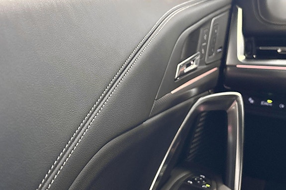 BMW iX1 30 of 30