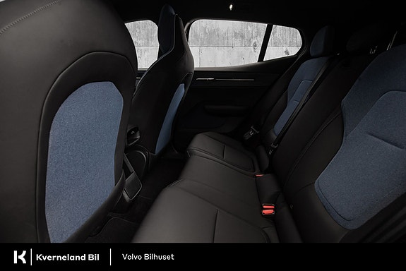 Volvo EX30 22 of 24