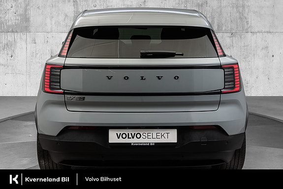 Volvo EX30 8 of 24