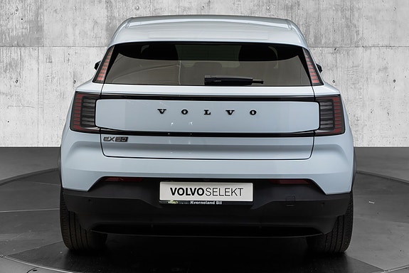 Volvo EX30 8 of 26