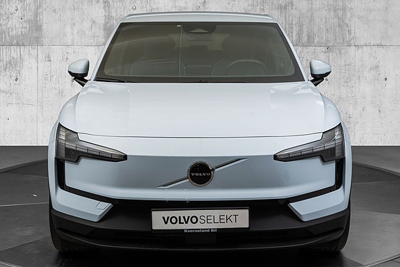 Volvo EX30 4 of 26
