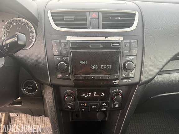 Suzuki Swift 21 of 30