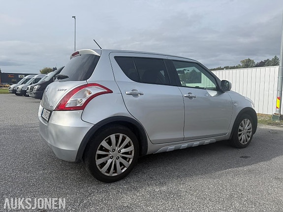 Suzuki Swift 5 of 30