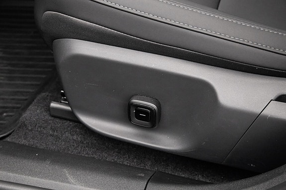 Volvo EX30 17 of 26