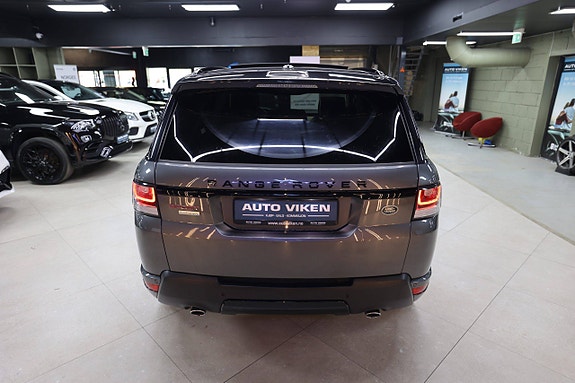 Land Rover Range Rover Sport 15 of 30
