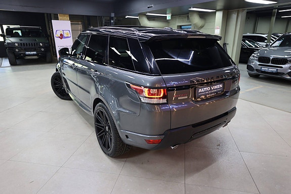 Land Rover Range Rover Sport 14 of 30