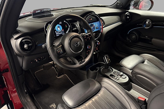 MINI Cooper SE 5 of 16