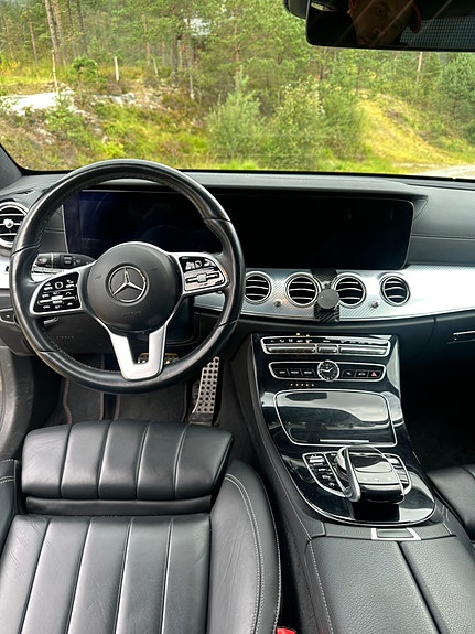 Mercedes-Benz E220 d 15 of 30