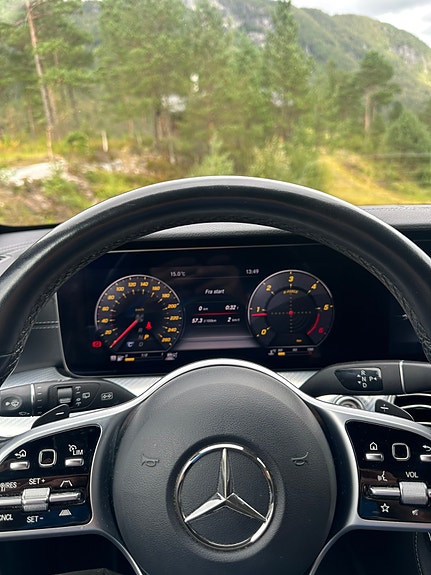 Mercedes-Benz E220 d 21 of 30