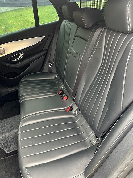 Mercedes-Benz E220 d 16 of 30