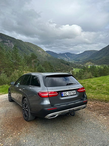 Mercedes-Benz E220 d 8 of 30