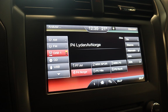 Ford Mondeo 27 of 30